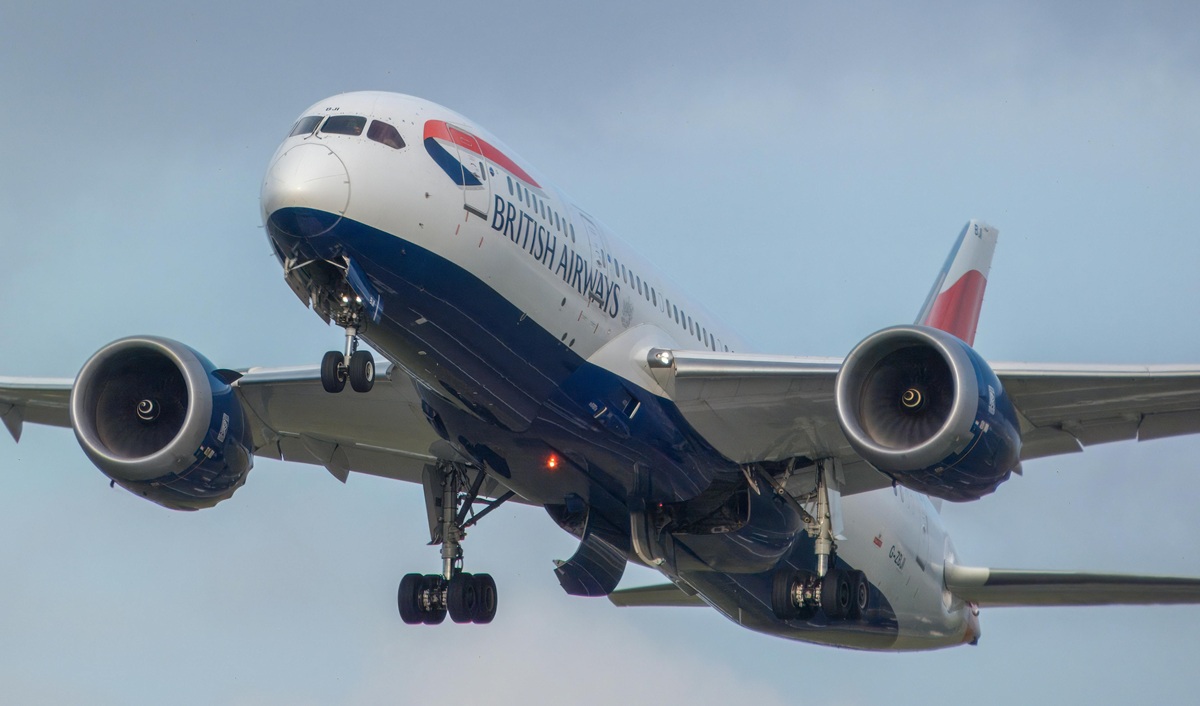 British Airways’ parent is rolling out Starlink high-speed Wi-Fi across its fleet – Starting with BA planes in March