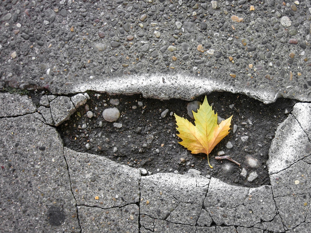 Big jump in UK drivers breaking down due to potholes