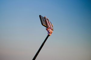 UK hammers ‘finfluencers’ on social media