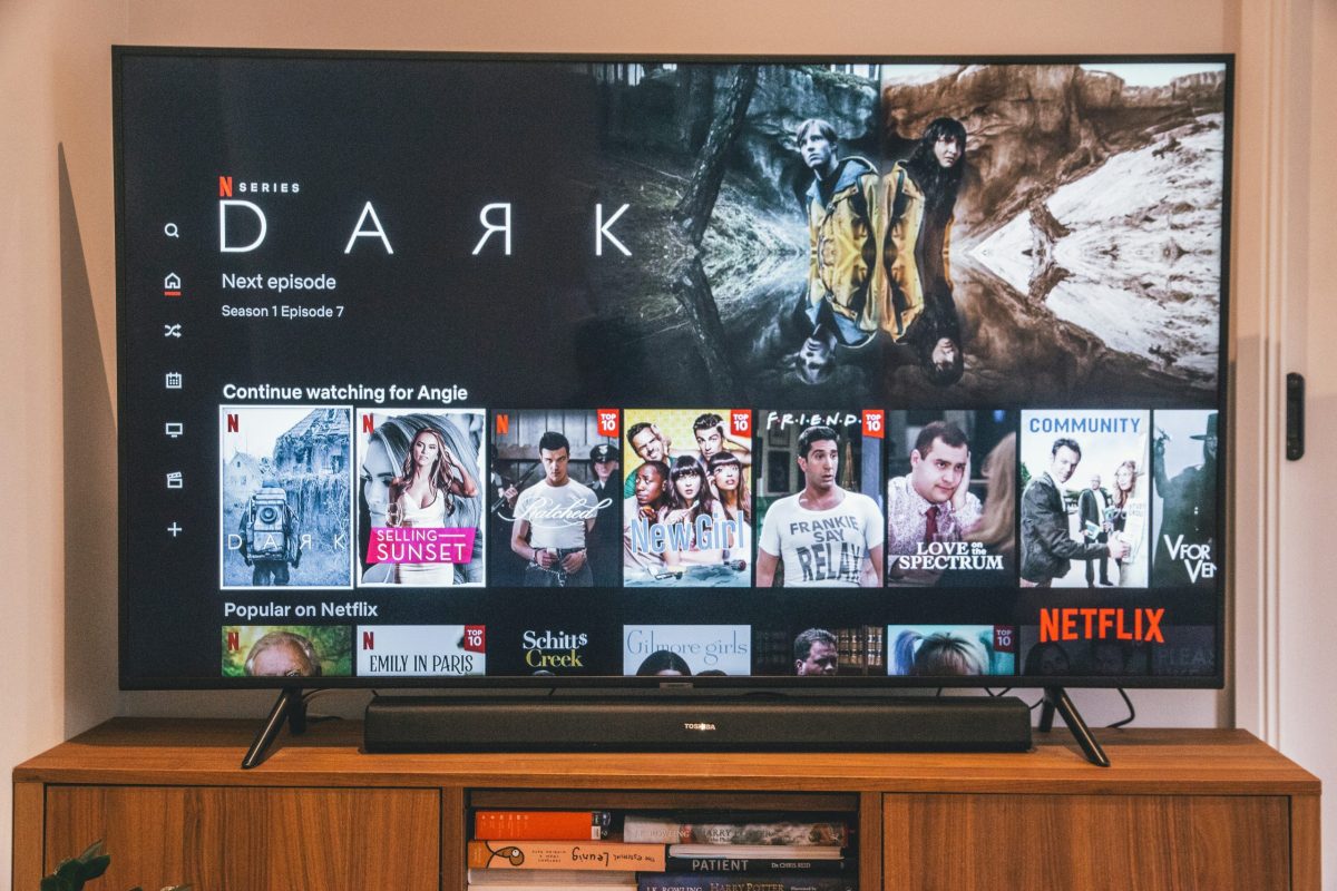 How much money the average Brit spends on subscriptions each month